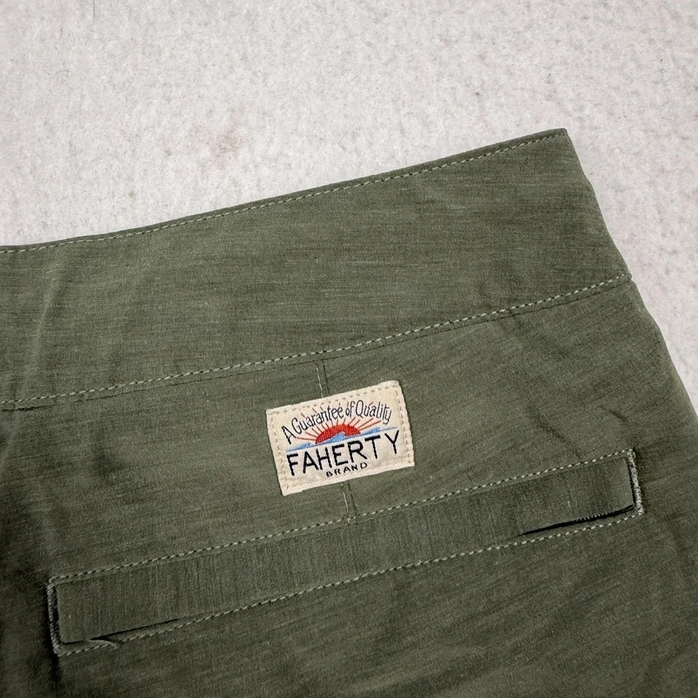 Faherty All Day Shorts Mens 32 Green Chino Stretch Microfiber 9 Inseam Casual